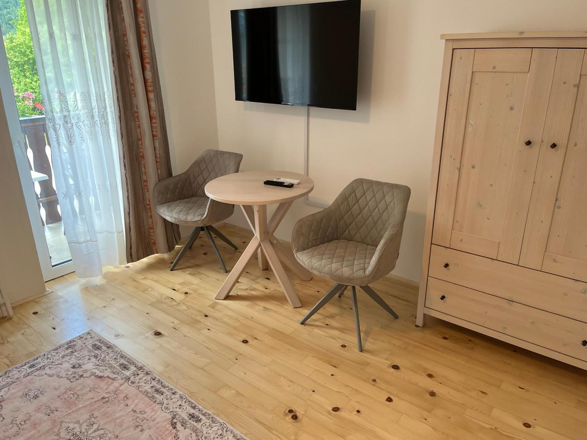 Rooms Hrominc ブレッド エクステリア 写真